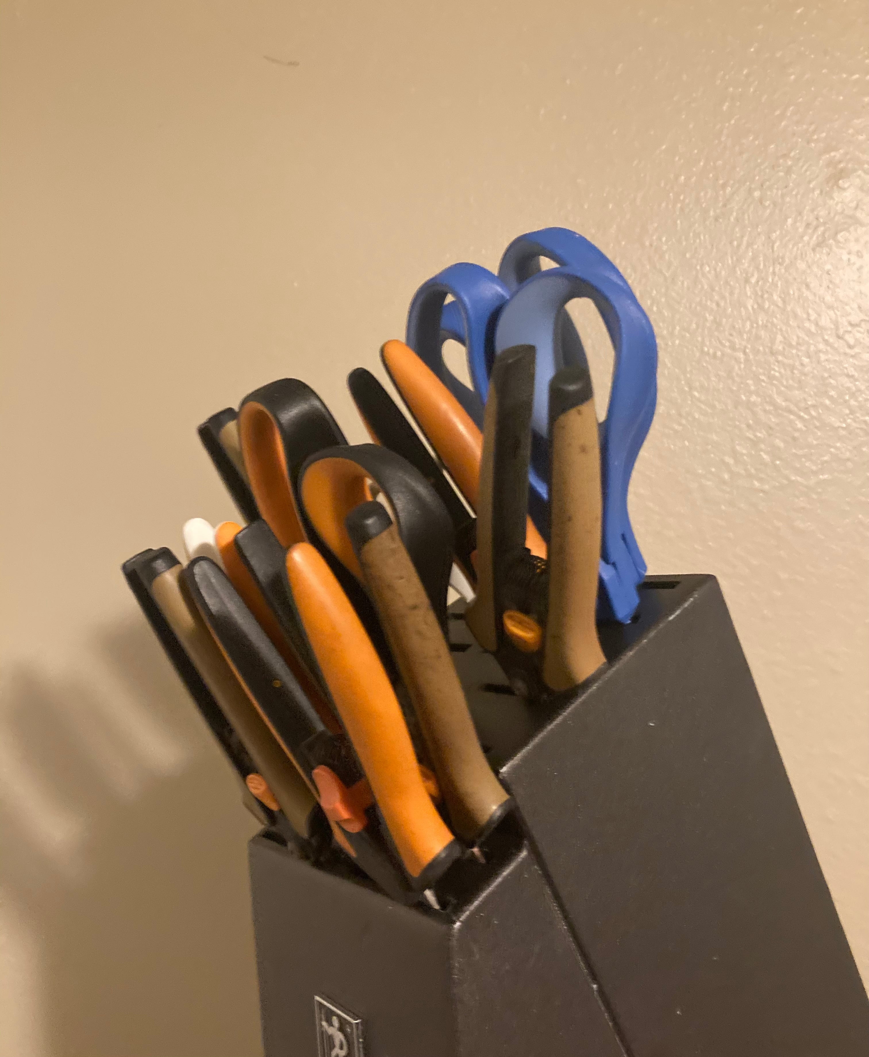 Grower's Tip: Pruner Storage Solution – Mountain Lion Garden Supply
